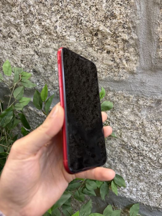 iPhone Xr Red 64Gb