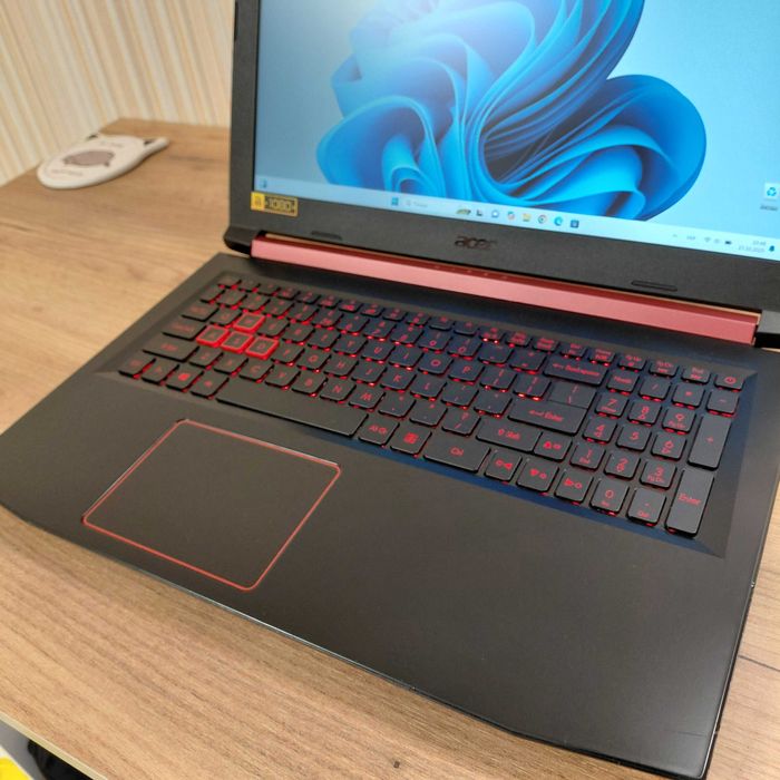 Ігровий Acer Nitro 5 FullHD/8300H/GTX 1050/DDR4 16Gb/SSD 256+HDD 500Gb