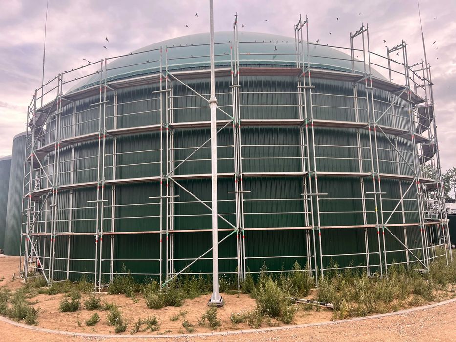 Wynajem Wypożyczalnia rusztowań fasadowych modułowych elewacyjnych