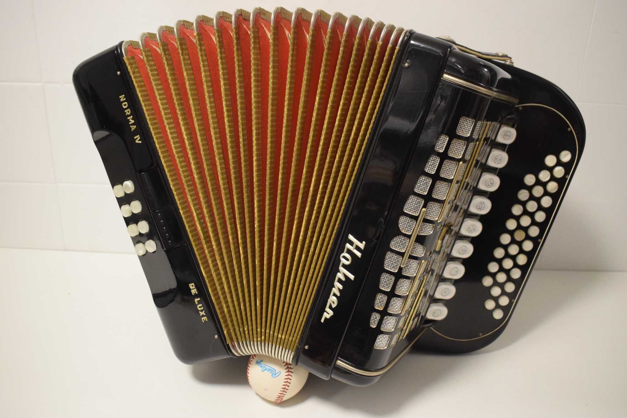 Concertina Hohner Norma IV 4 Voz.Do  .  N  104