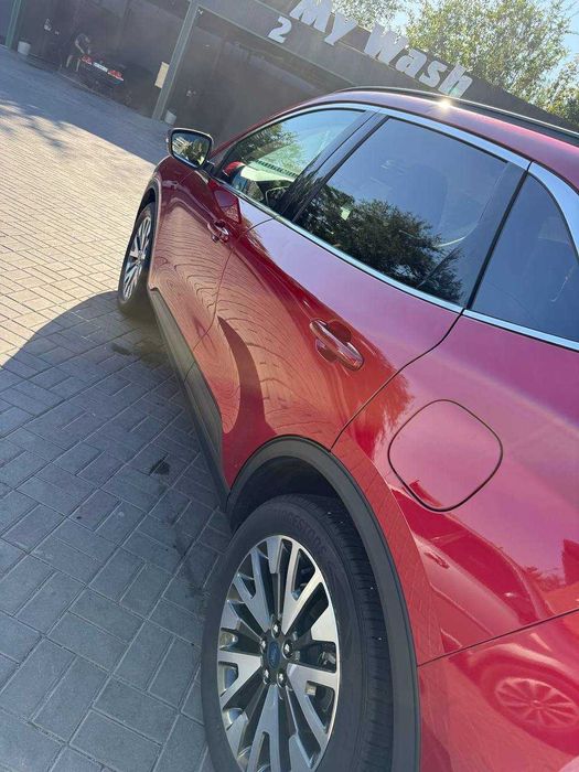 Ford Escape 2019 Titanium Hybrid 2.5L