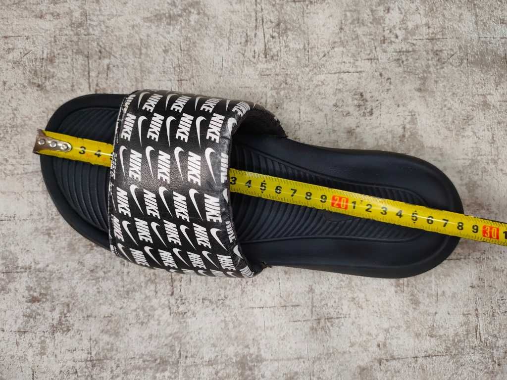 Шльопанці Nike Victori One Slide р-43 оригінал найк тапки шлепки