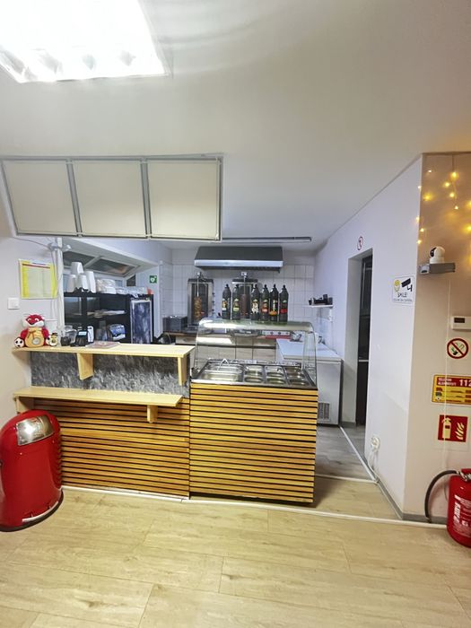 Lokal gastronomiczny( kebab) z pełnym wyposażeniem odstępne