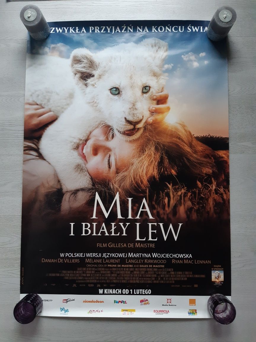 Plakat kinowy z filmu MIA i biały lew Martyna Wojciechowska