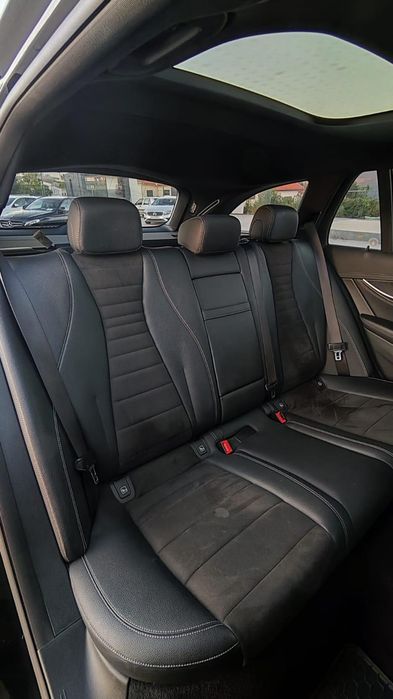 Mercedes-Benz E 300 de AMG Line