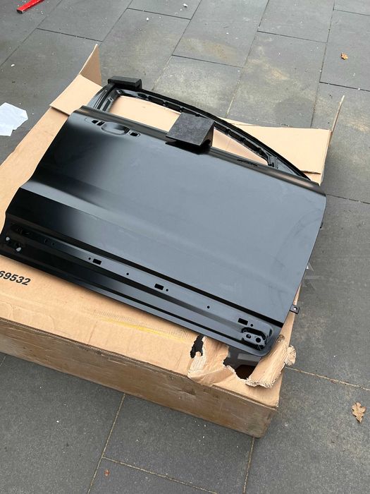 drzwi przednie prawe volvo xc60 ii 2017+ przód nowe