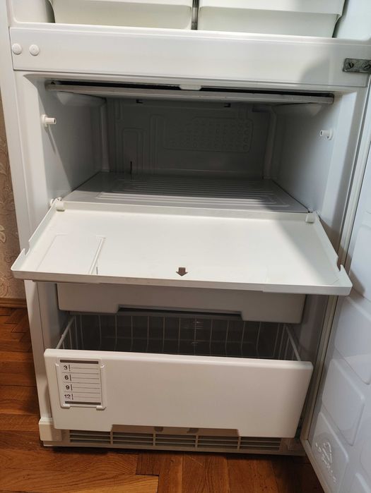 Холодильник Zanussi Lehel Look 3004