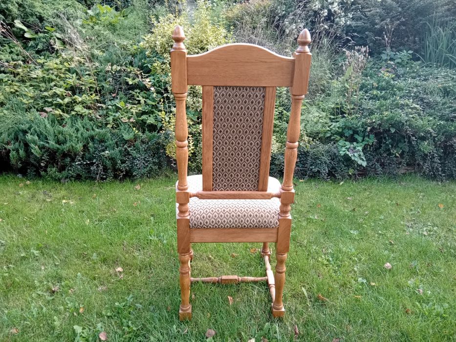 Krzesło drewniane dębowe tapicerowane