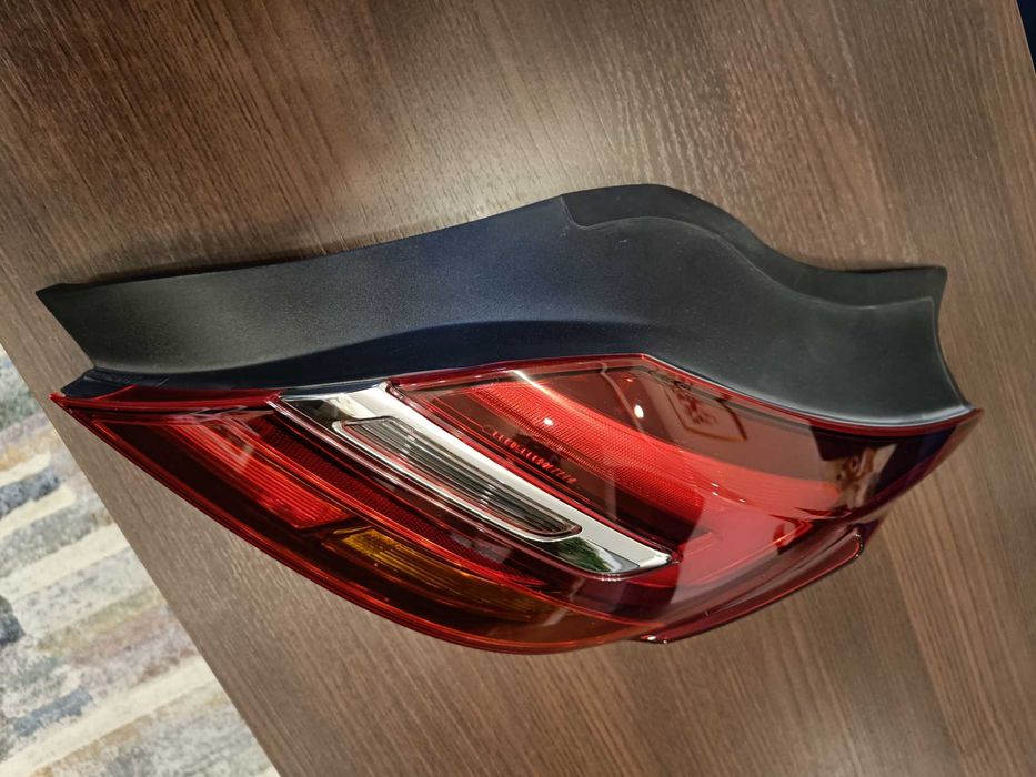 Oryginalna lampa tylna prawa – Opel Insignia A Lift HB