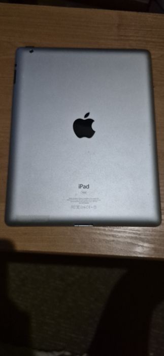 Продам IPad 16GB