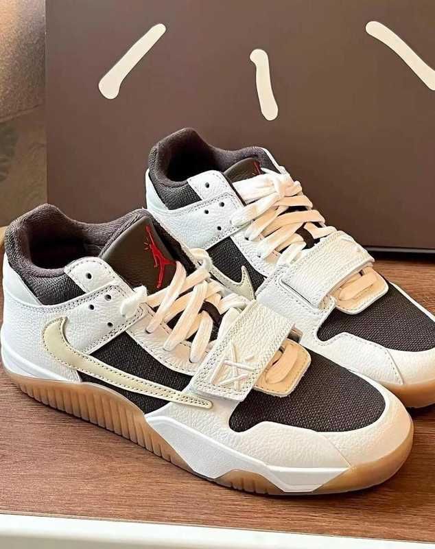 Travis Scott x Jordan Jordan x Travis Scott R.44