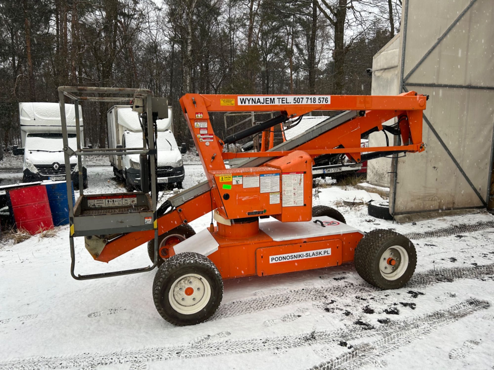 Podnośnik nożycowy Wynajem 8m i 10m  12m z Transportem