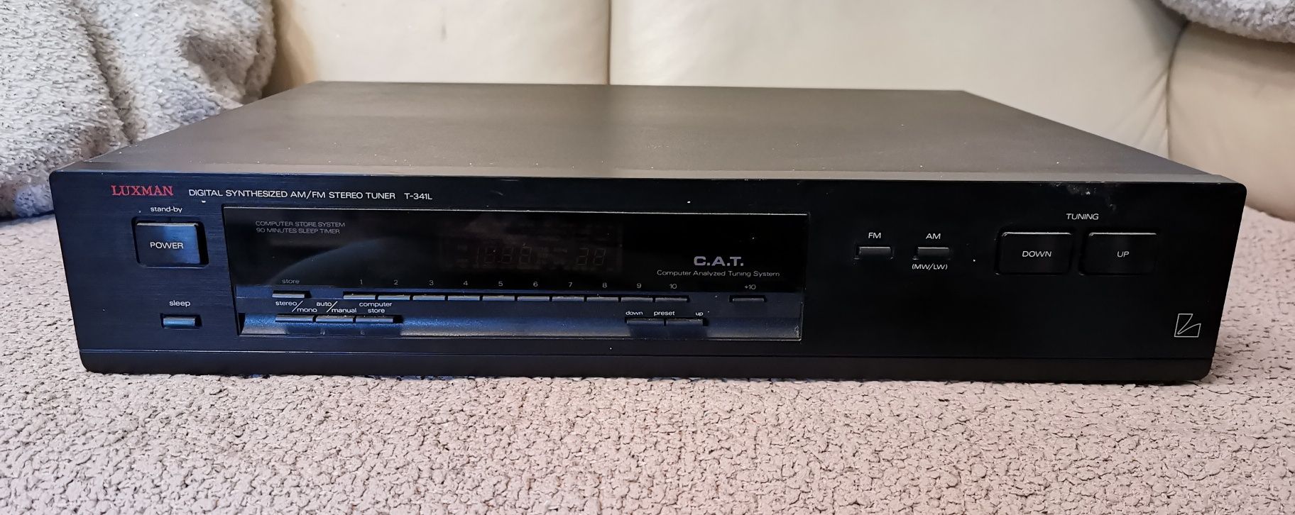 LUXMAN stereo tuner T-341L