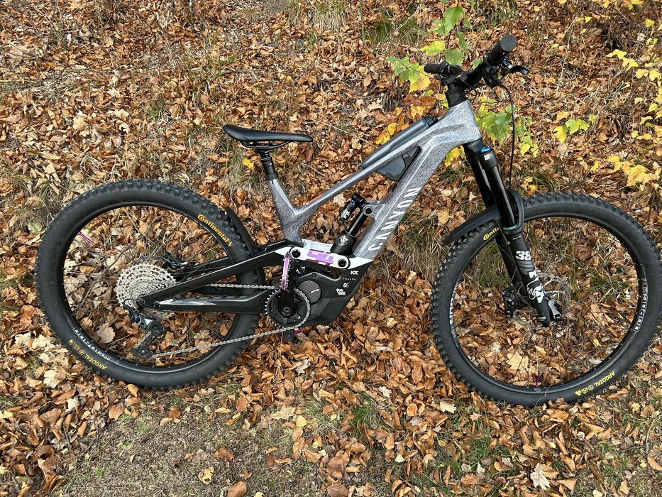 Canyon Torque ON CF 8 900wh, dwie baterie, stan bdb.