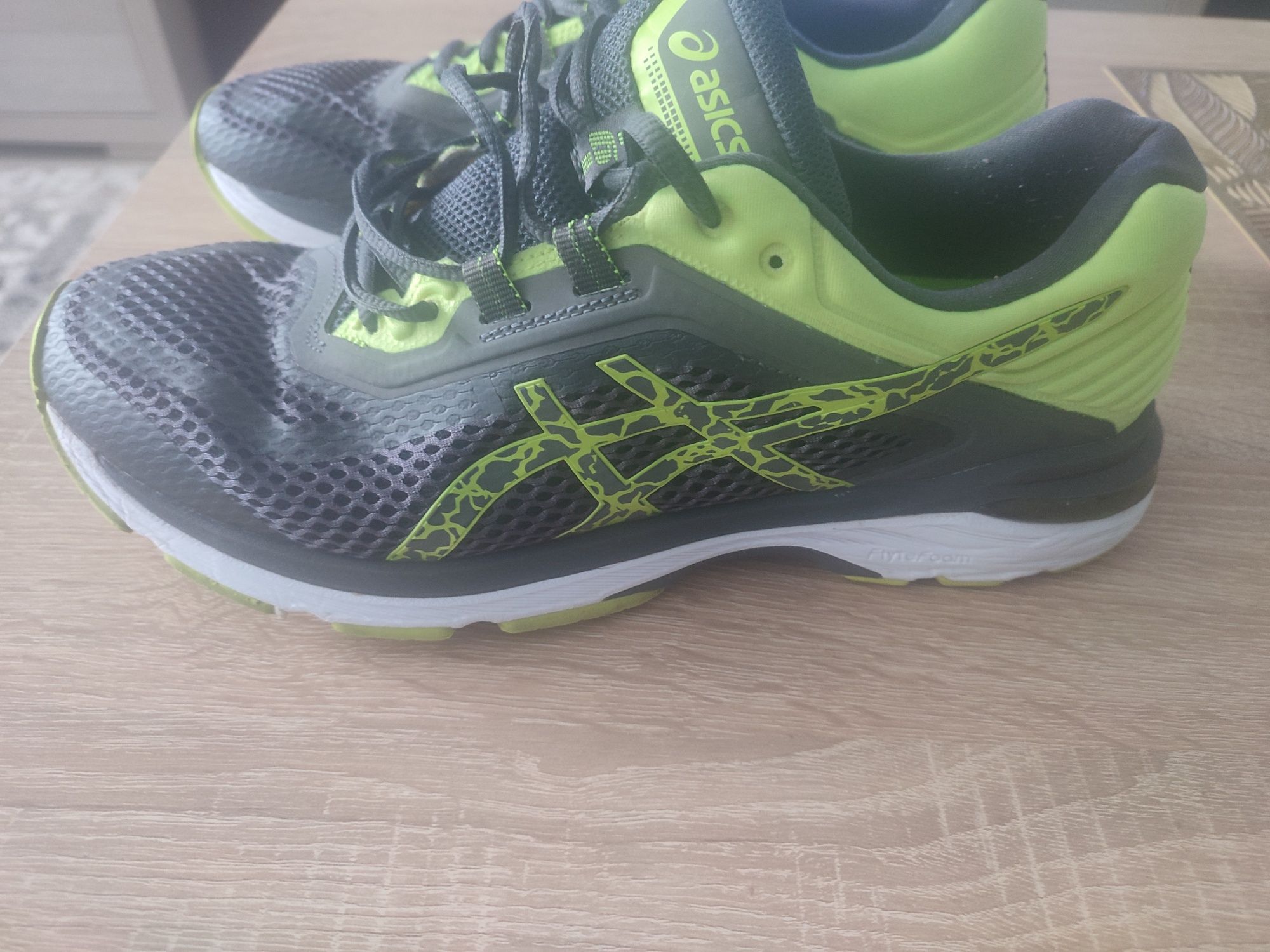 Buty sportowe Asics