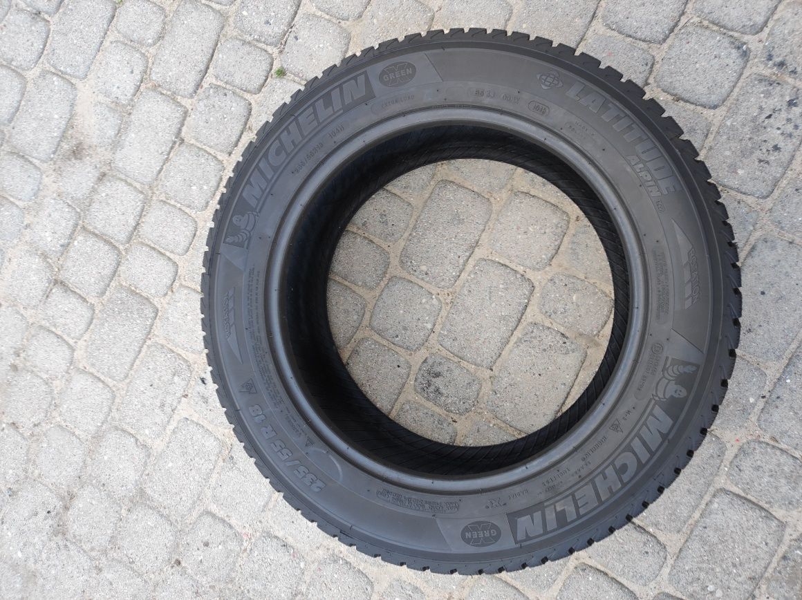 235.55.18 dwie opony Michelin Latitude Alpin LA2