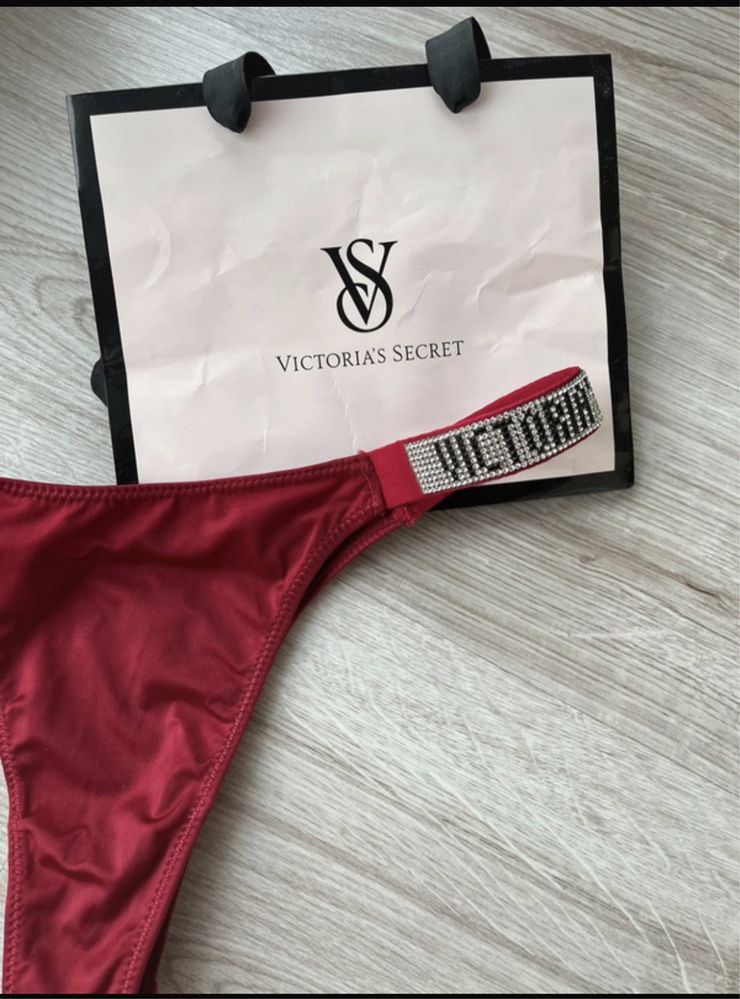 Majtki stringi Victoria’Secret czerwone