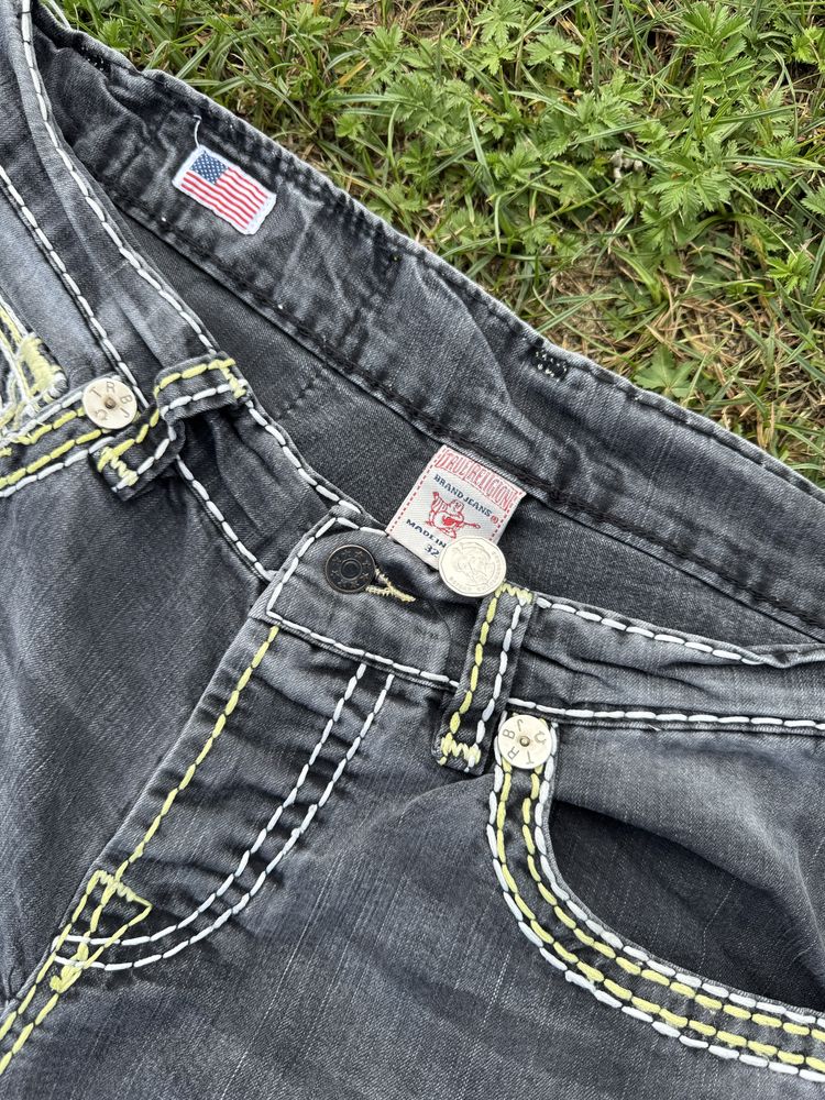 Джинси True Religion