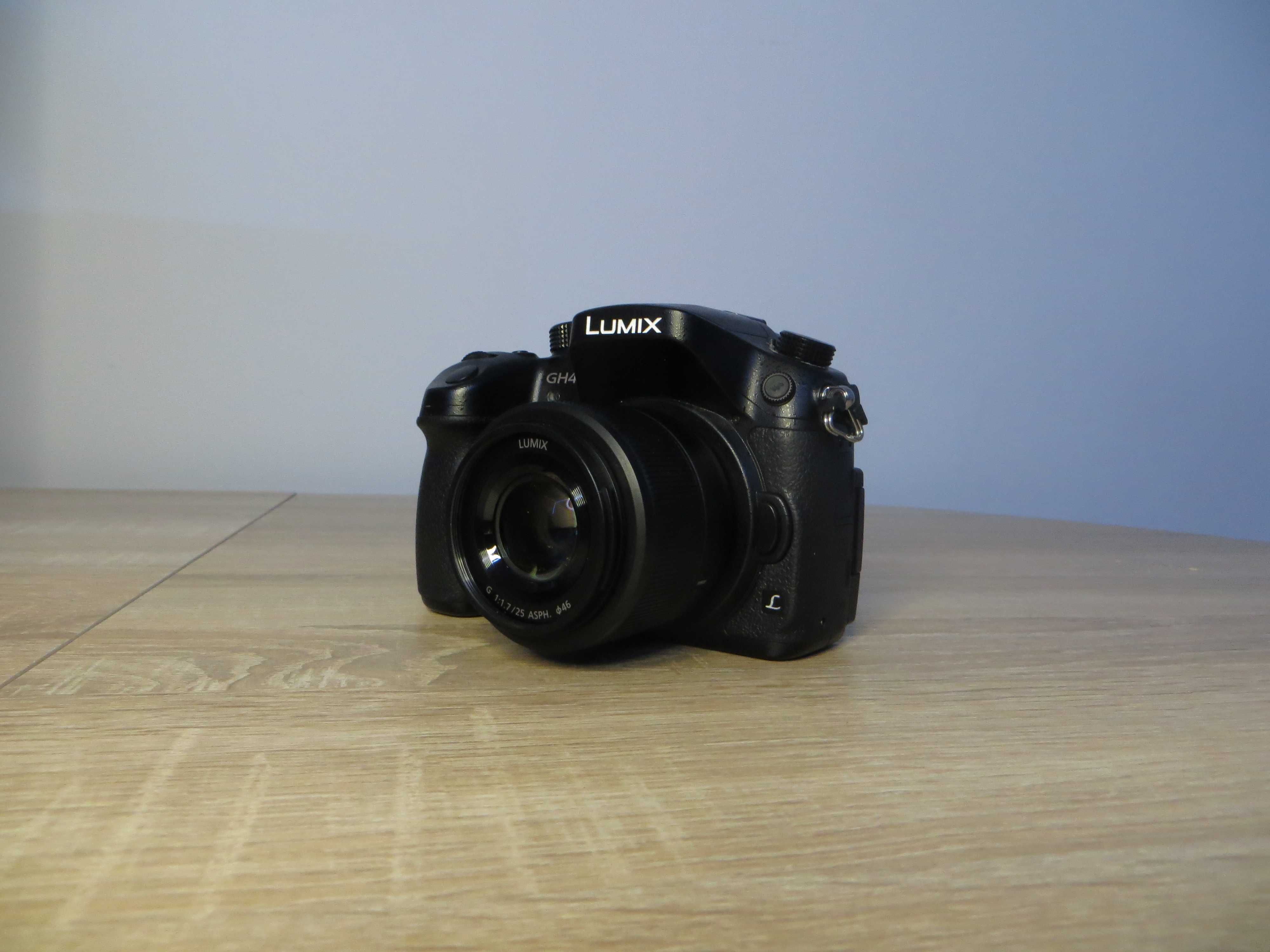Lumix DMC-GH4 + komplet akcesoriów