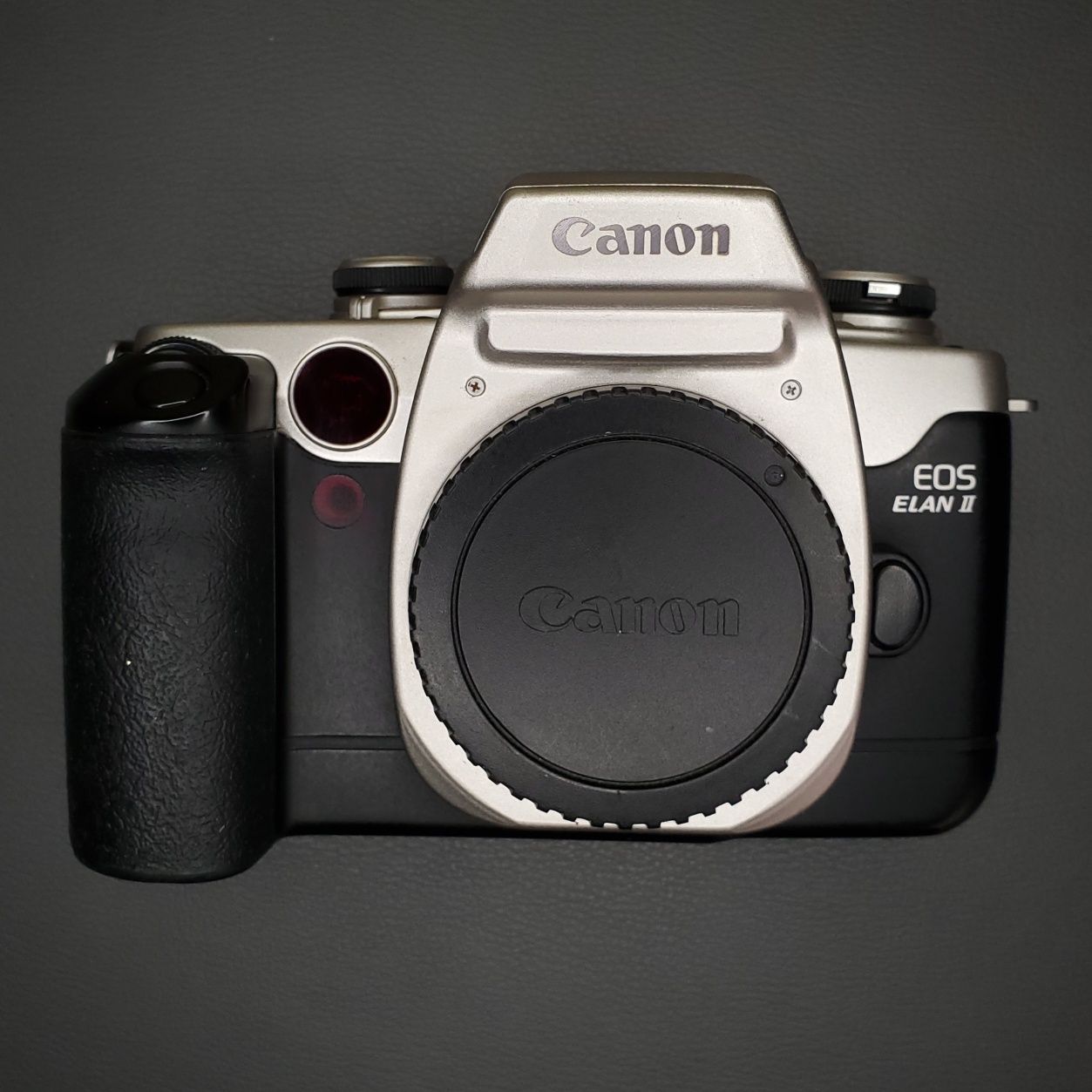 Пленочный полупрофессиональный фотоаппарат Canon EOS Elan II body