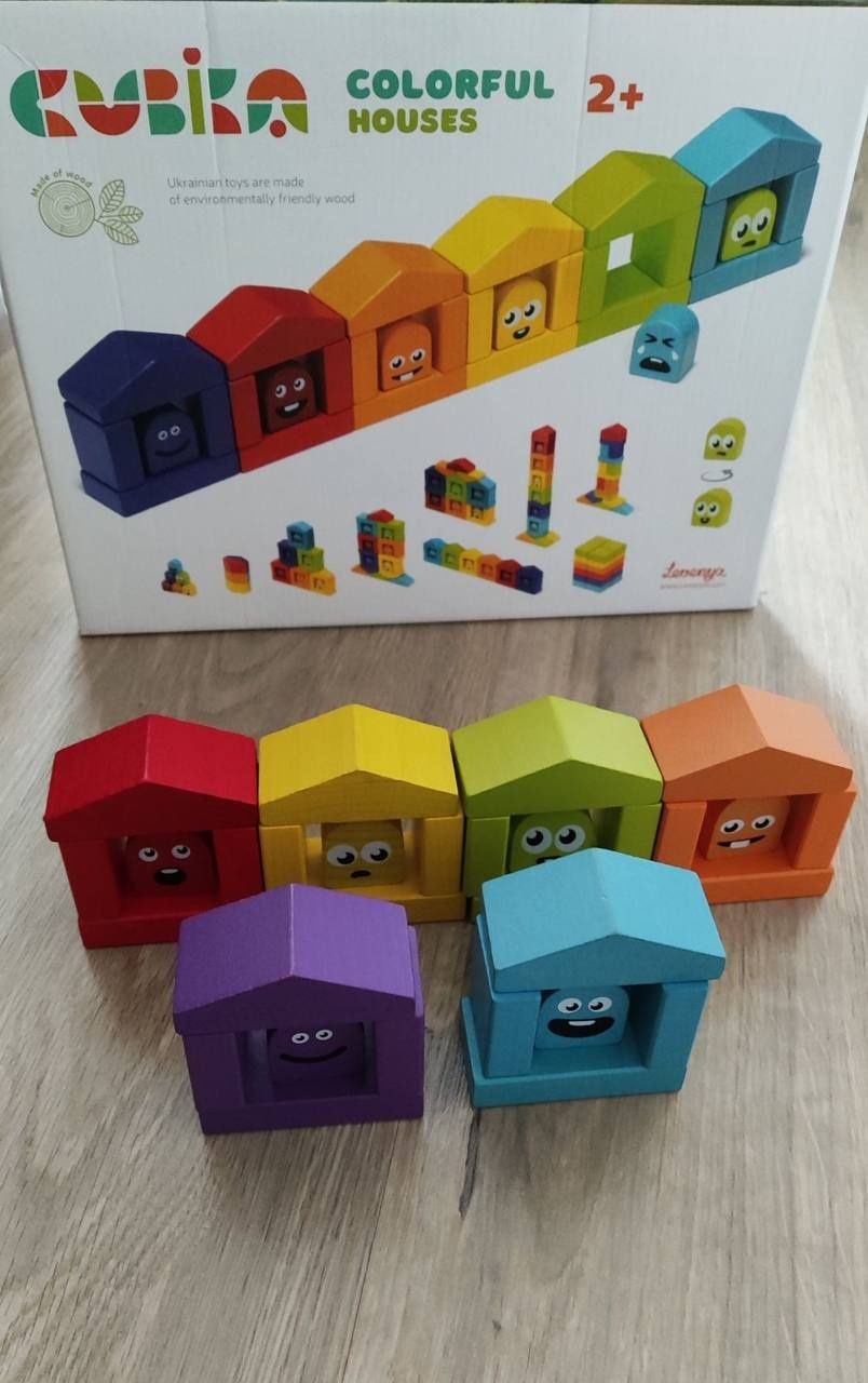 Деревʼяні іграшки кубики пірамідка гардероб тетрис конструктор