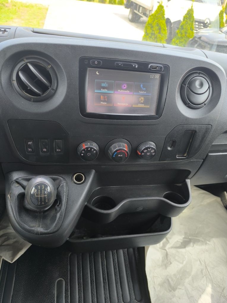 Renault master wywrotka brygadowka 6-osobowa