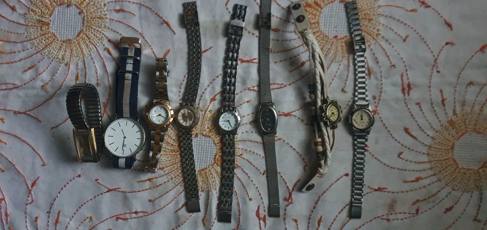 Zestaw zegarków 8 sztuk + 6 gratis
