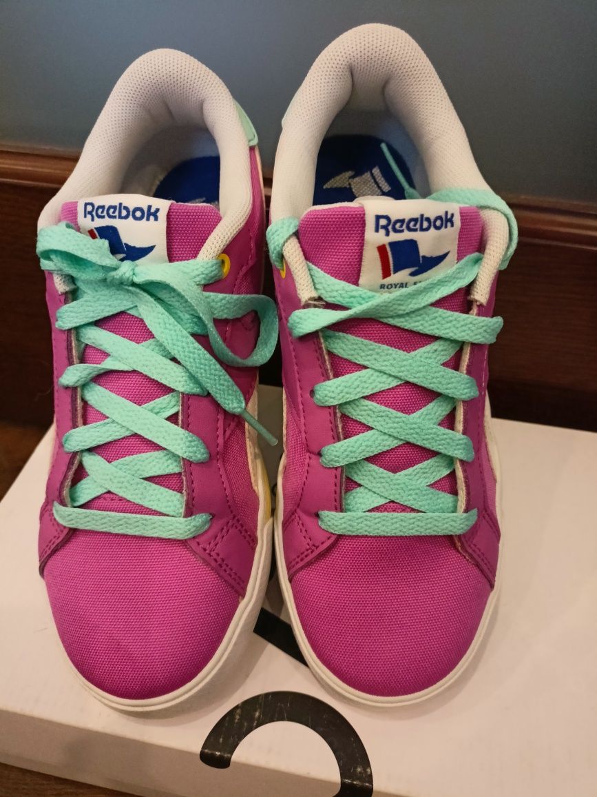 Кеди для дівчинки Reebok