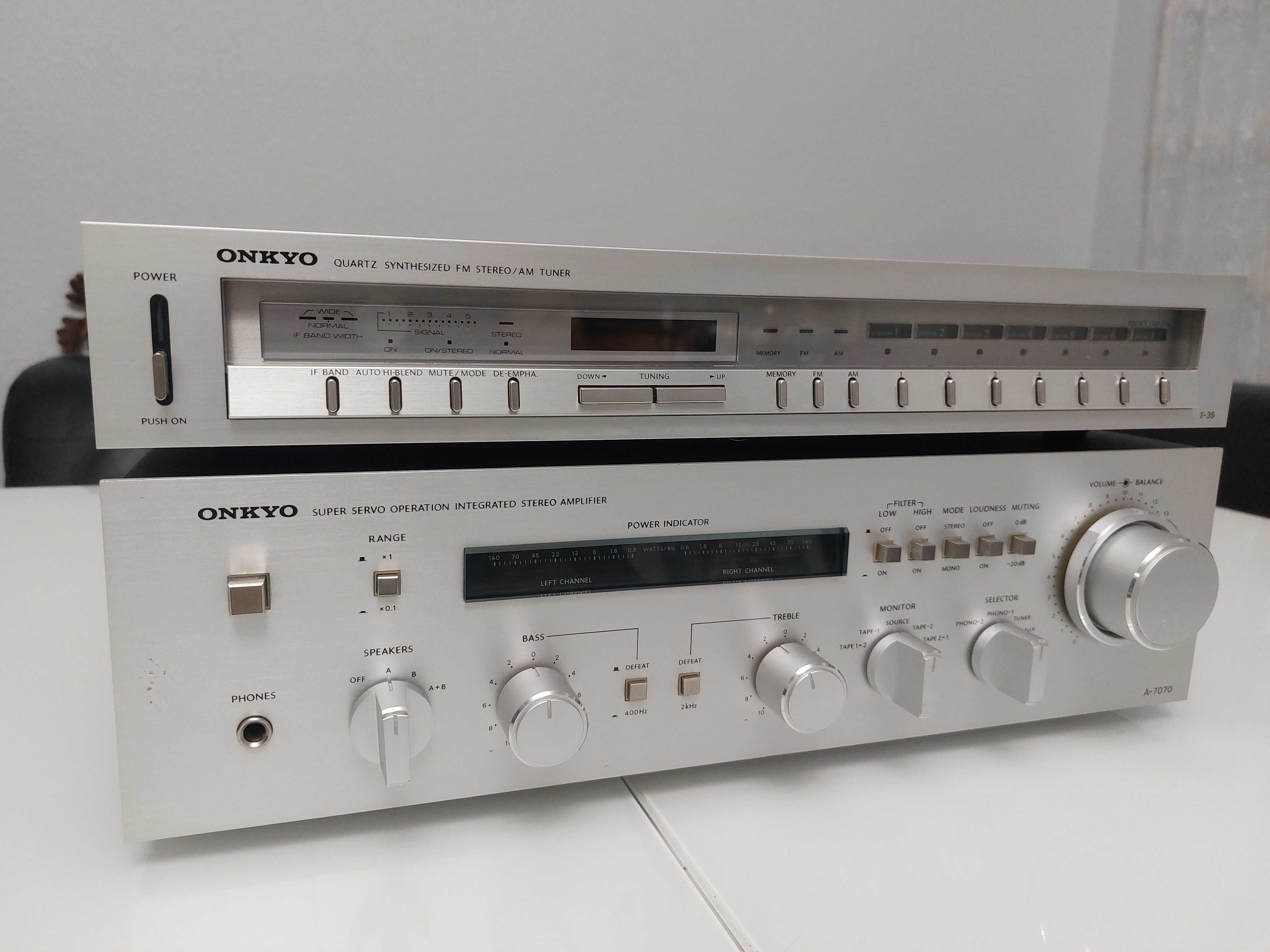 Транзисторный стерео усилитель Onkyo A 7070 (2x105W N.P 1'200 DM) 7090