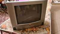 AEG mały telewizor z wbudowanym DVD idealny na działkę