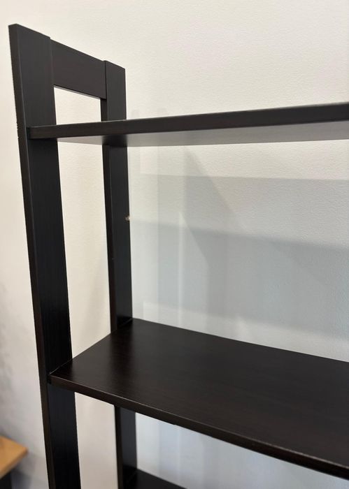 LAIVA estante preto-castanho