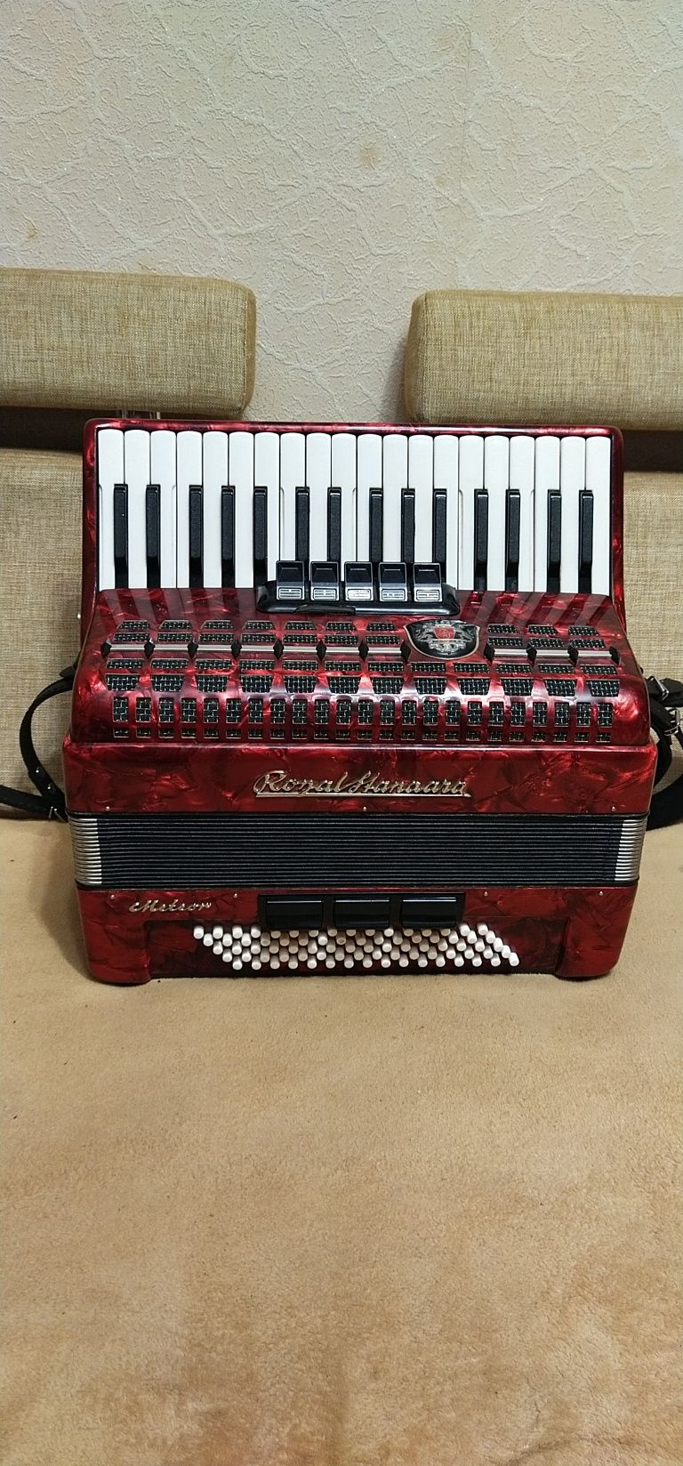 3/4 Royal Standart Meteor.
