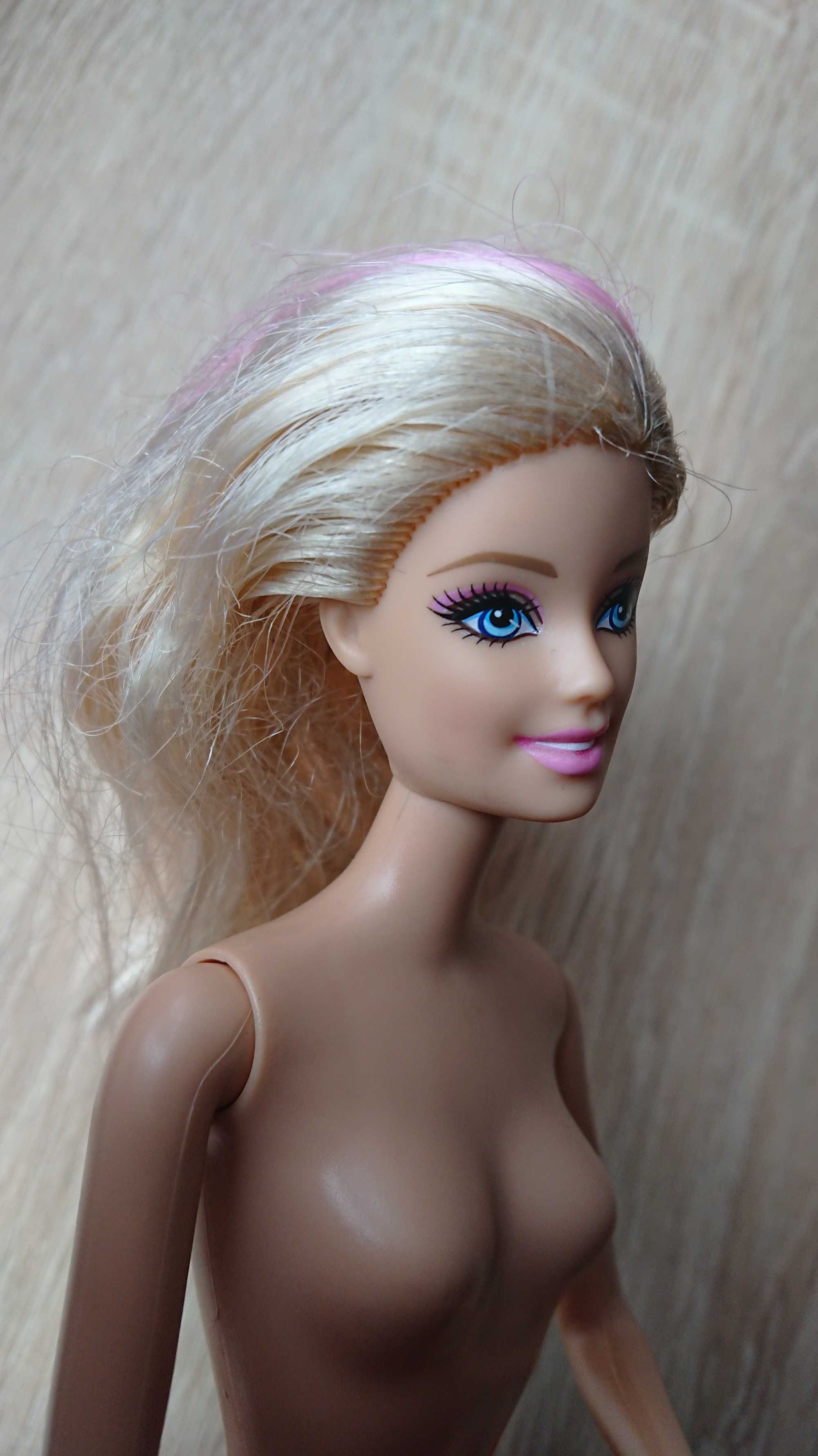 Lalka Barbie generation girl różowe pasemko