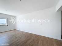 Apartamento de 4 Assoalhadas com Parqueamento no Monte de Caparica ...