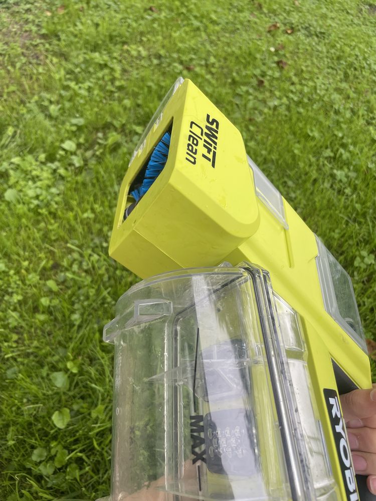 Пилосос професійний миючий Ryobi RDC18-0
