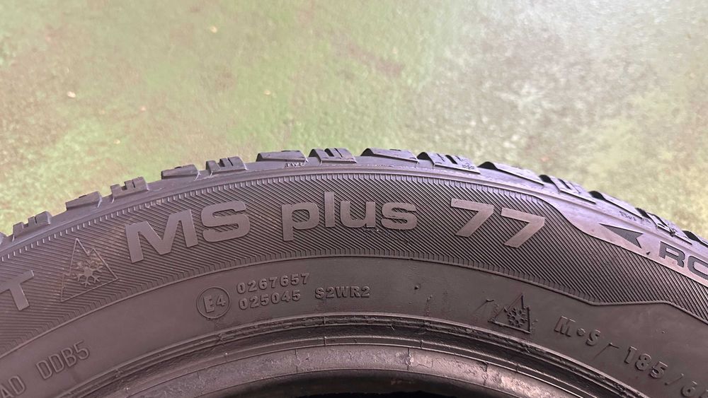 Para 185 65 R15 88T Uniroyal MS Plus 77 bieżnik 2x7,3mm