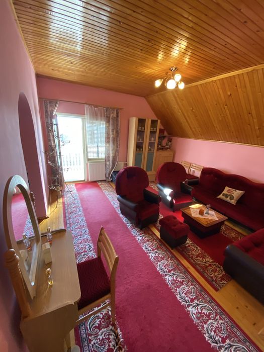 Продам будинок у передмісті Берегова