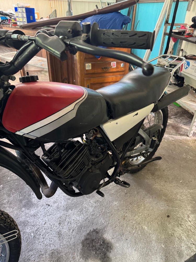 Yamaha 125 dt clássica