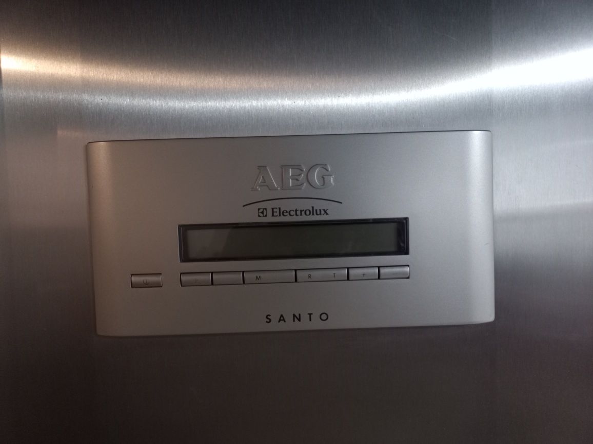 Frigorífico AEG ELECTROLUX SANTO avariado