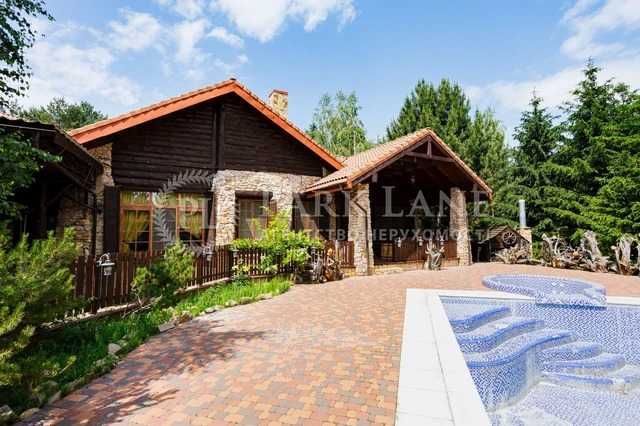 Казкове шале в Лебедівці, ділянка 1,4 га з виходом на воду.