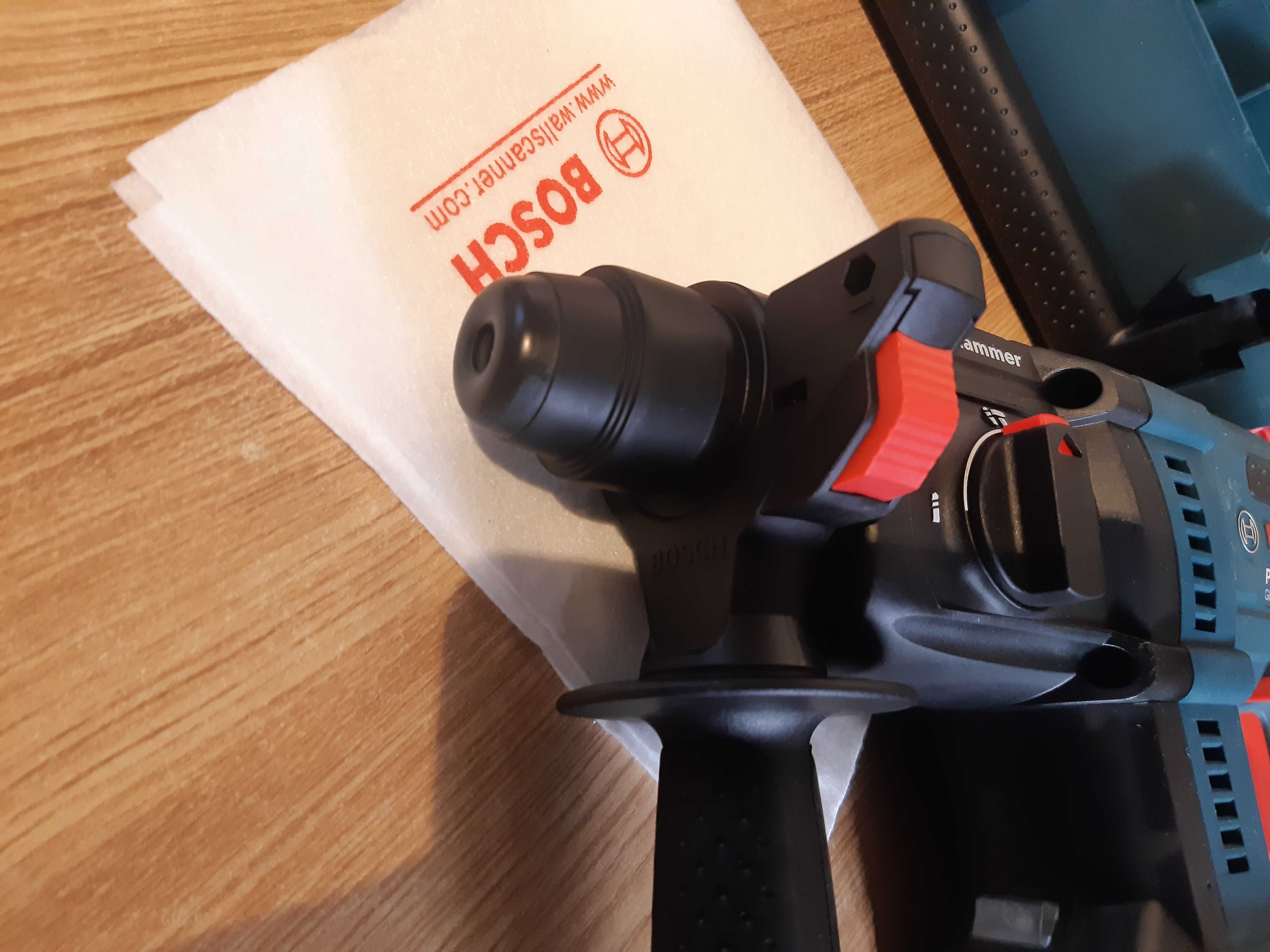 Młot młotowiertarka Bosch GBH 18V-21