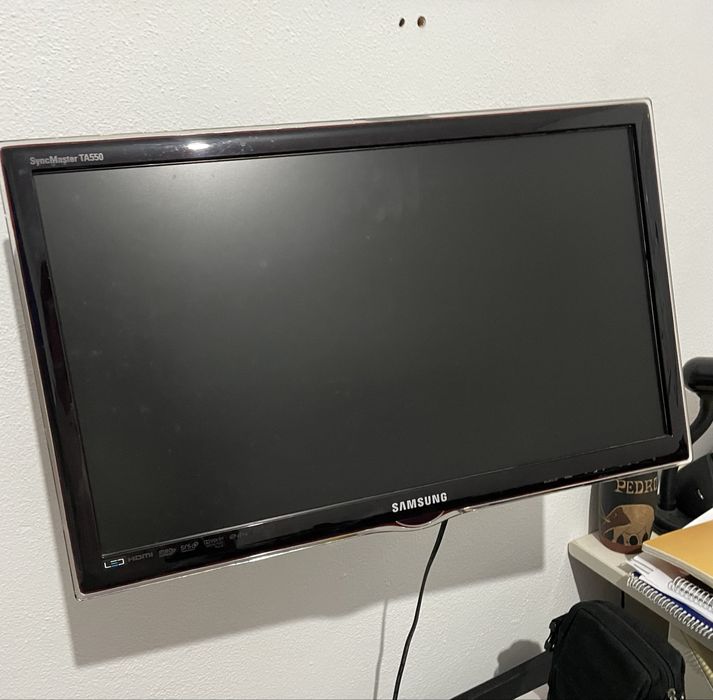 Mini televisão de quarto