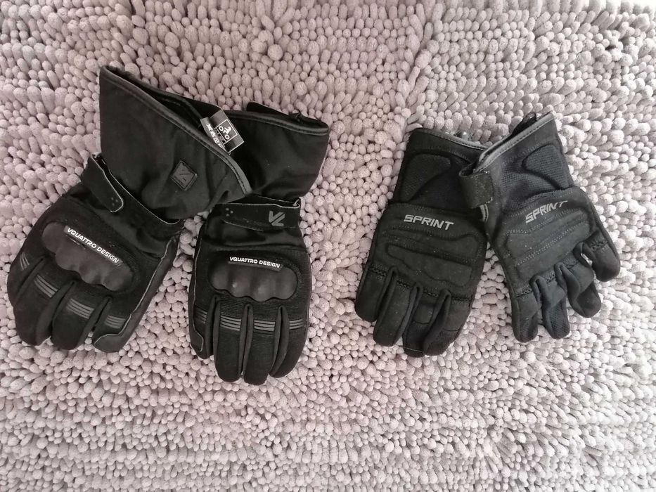 Casaco e luvas para mota