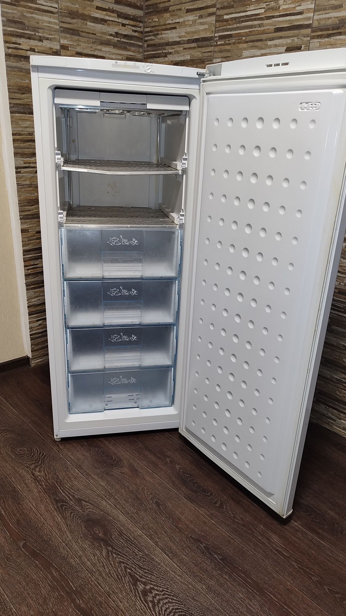 Морозильна камера BEKO