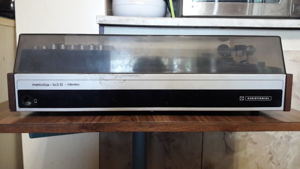 Проигрыватель Radiotehnika Melodija-103B-stereo