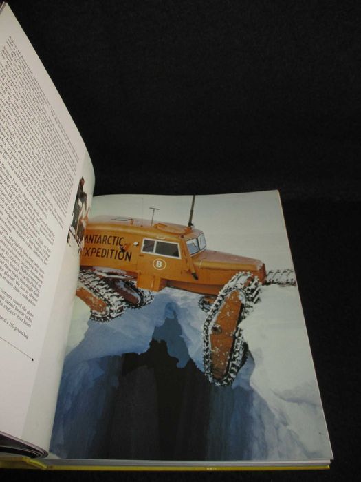 Livro The National Geographic Society 100 Years of Adventure Discovery