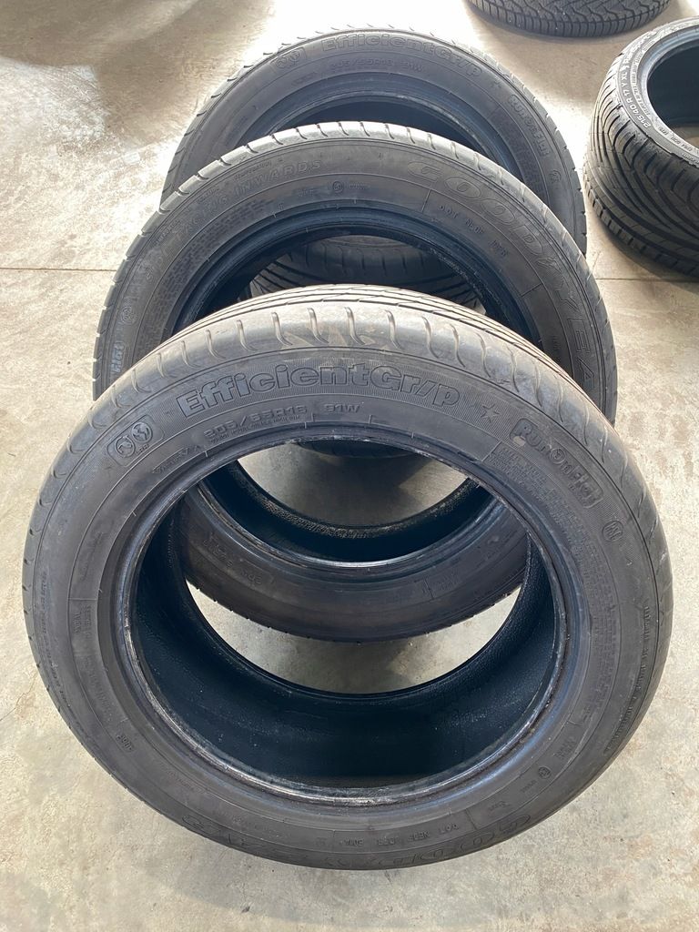 205/55/16 Goodyear EfficientGrip Runflat RSC