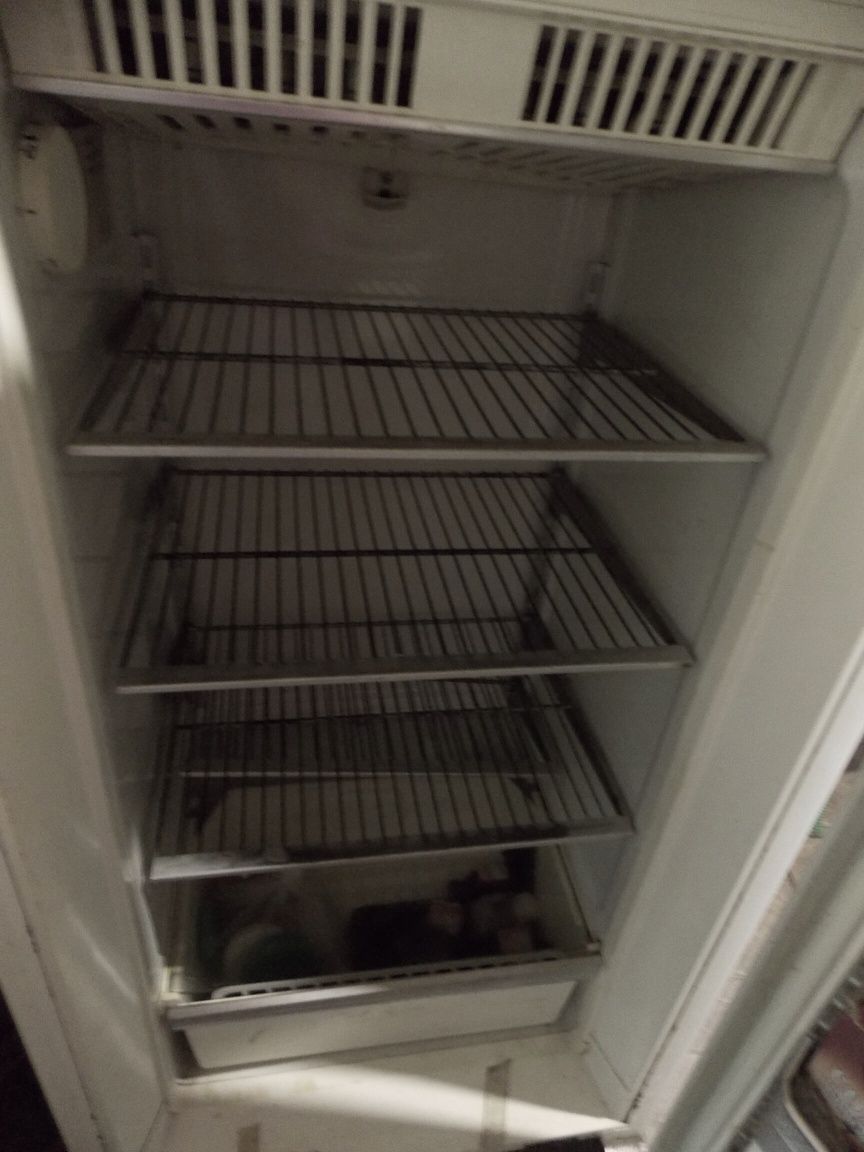 Холодильник ЗИЛ не рабочий