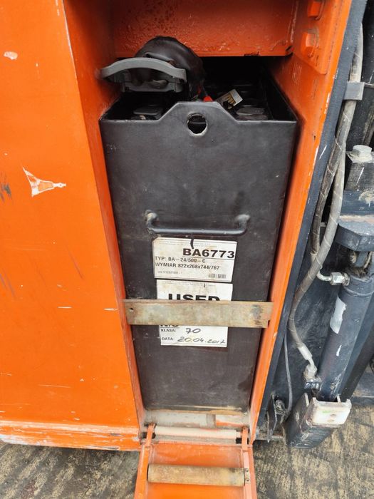 Електричний штабелер Toyota BT SSE160