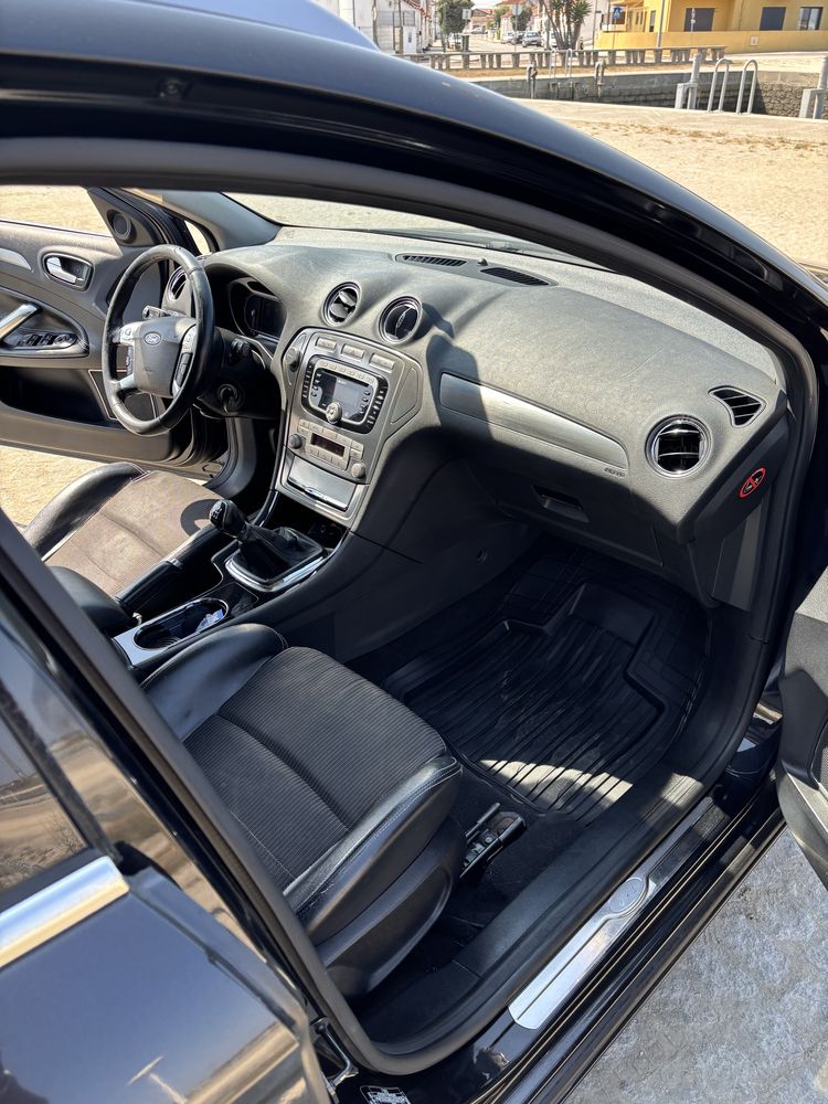 Ford mondeo 1.8 2010